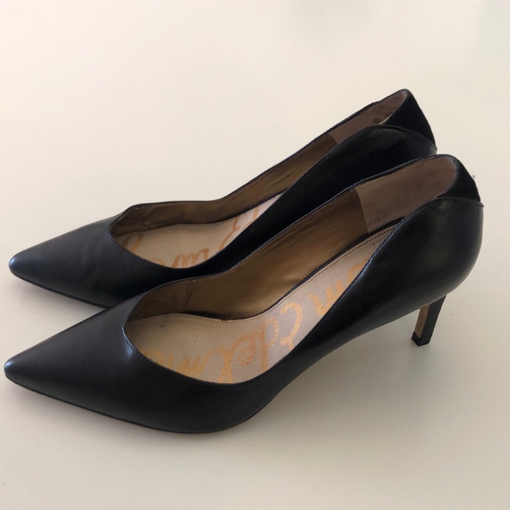 Sam Edelman classic black pumps